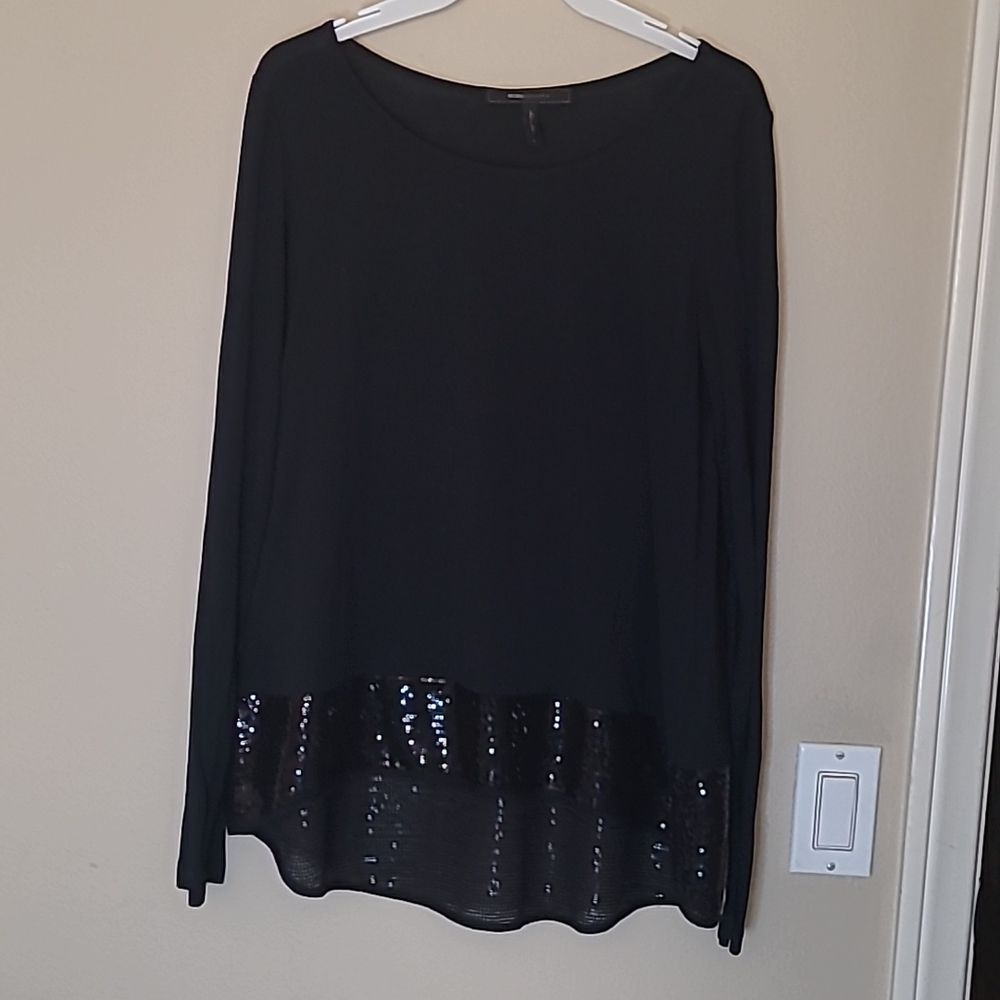 🎄🎄🎄Bcbg Maxazria sz Sm Sequin Trim RoseAnn Top in Black - Picture 6 of 8